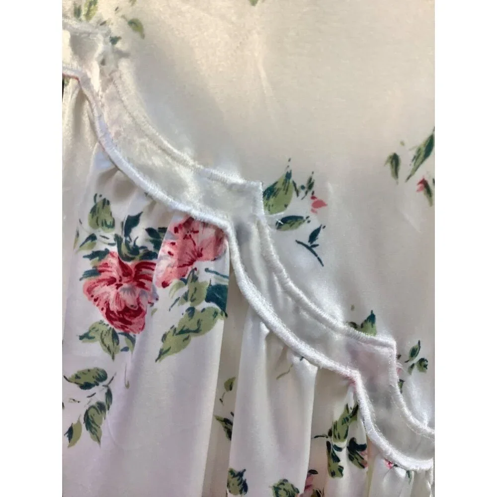 VTG Victorias Secret Gold Label Sz M Ivory Gown Floral Romantic Coquette READ - Picture 6 of 10